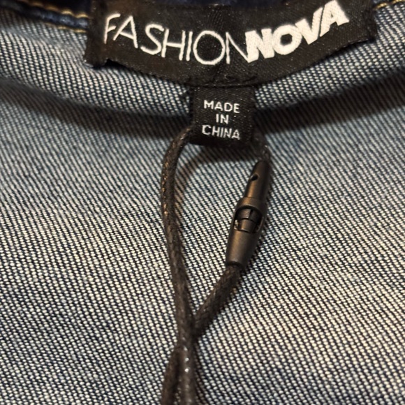 Fashion Nova Dark Blue Flare Jeans - Picture 7 of 7